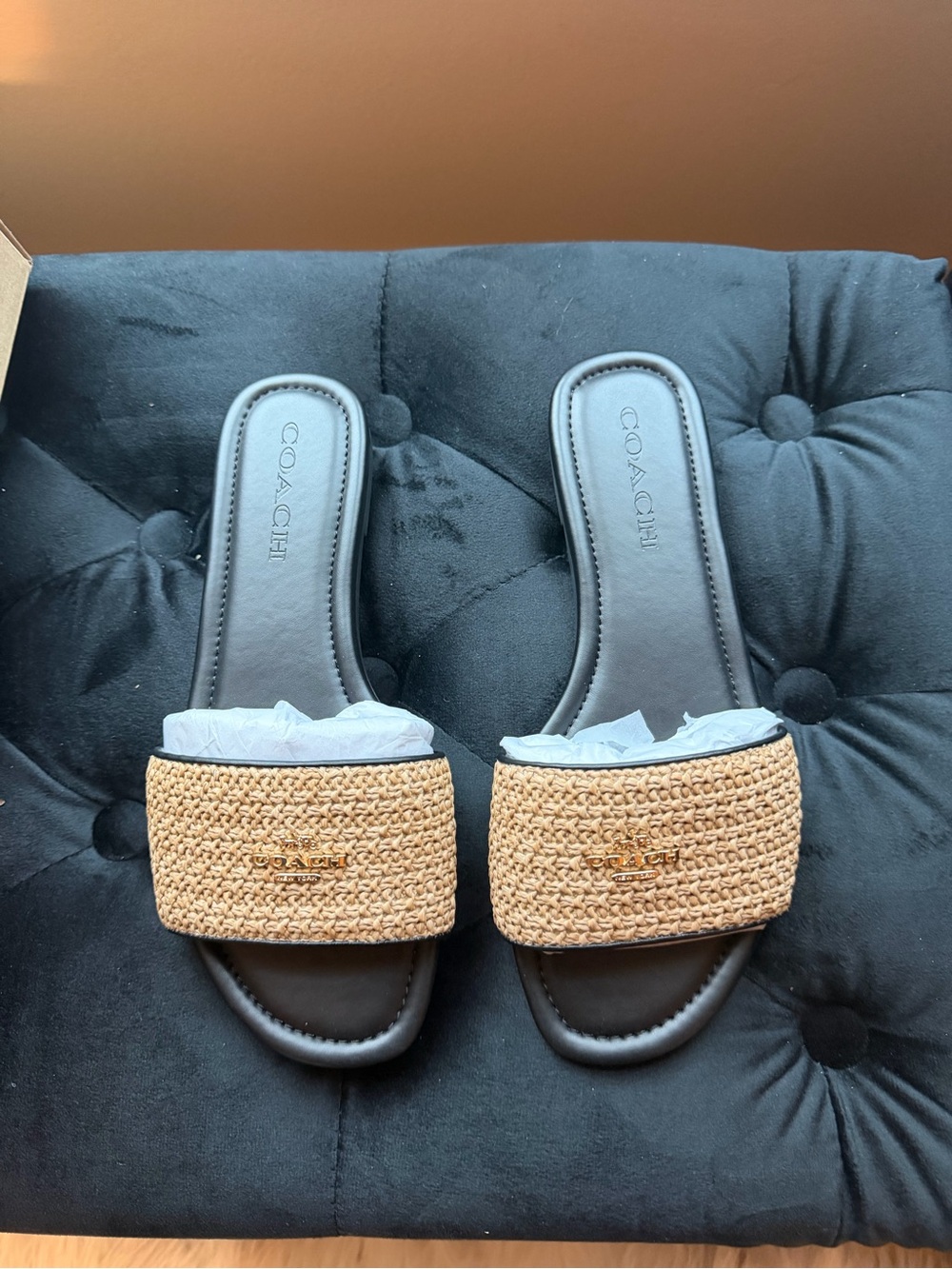 Coach Lockup Straw Slide in Toast and Black